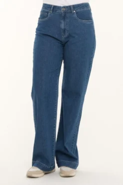 Cassie jeans