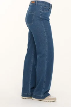 Cassie jeans