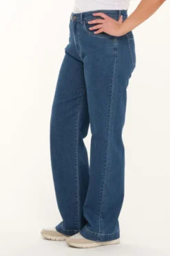 Cassie jeans