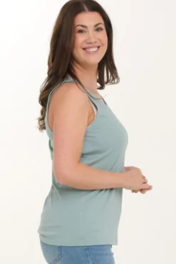 Sylvia singlet